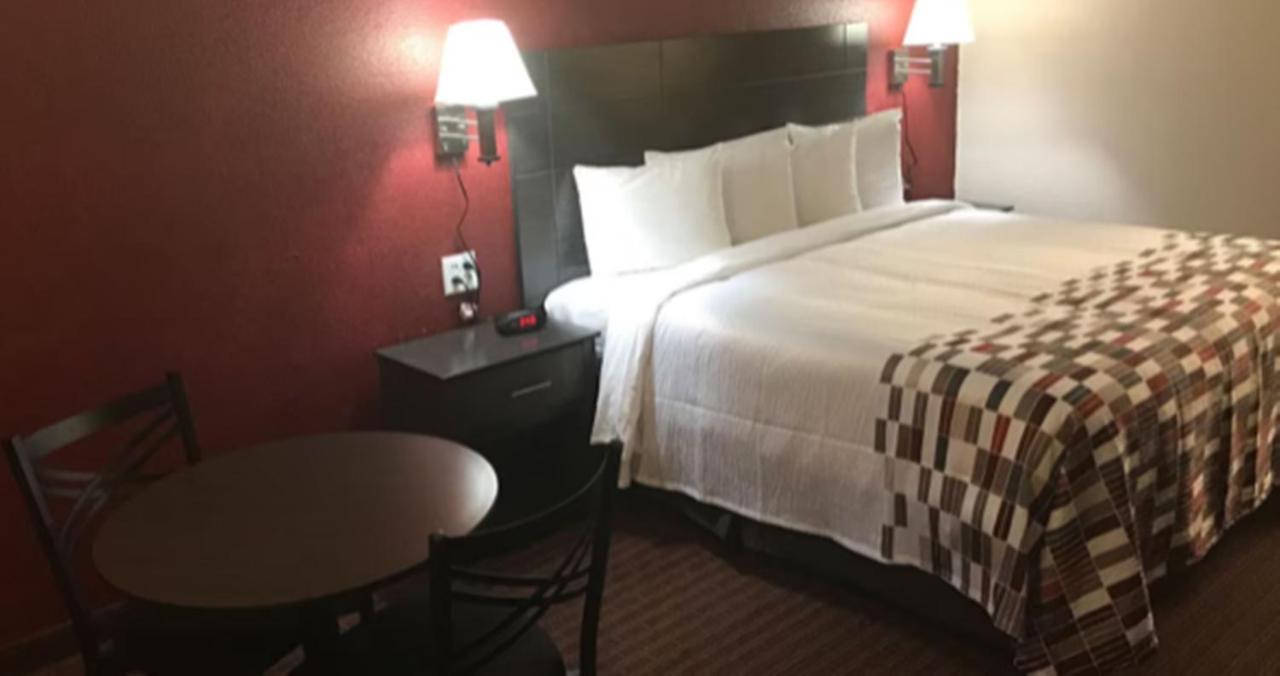 American Inn Corsicana Extérieur photo