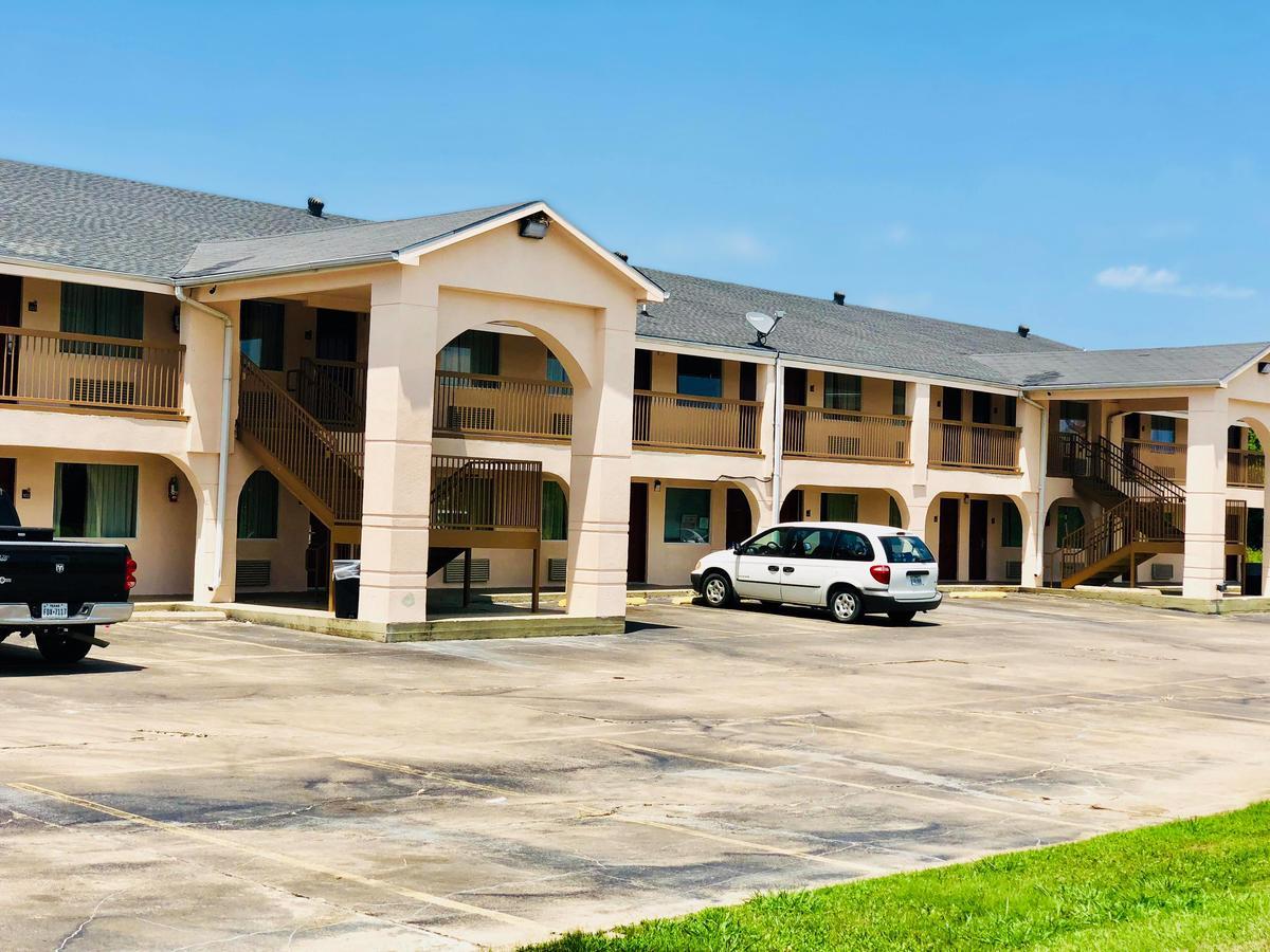American Inn Corsicana Extérieur photo
